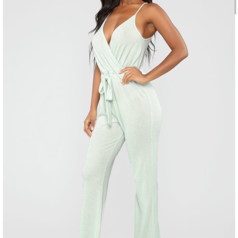 Fashion nova small jumpsuit- mint color